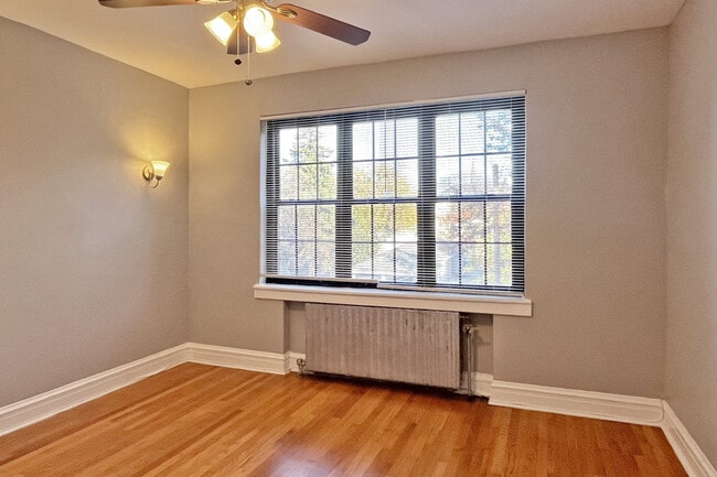 415A 2A - 415-425 S. Taylor Ave.