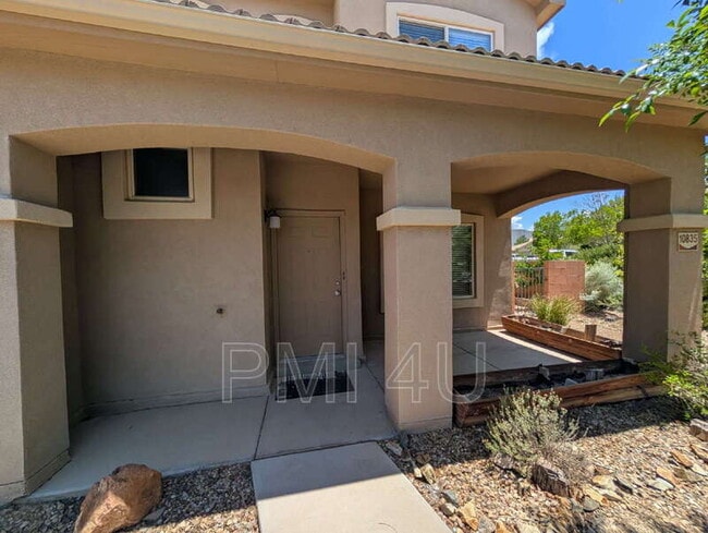 Photo - 10835 Crissy Field Way NE