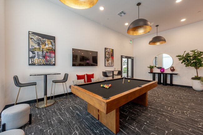 Montecito Lofts