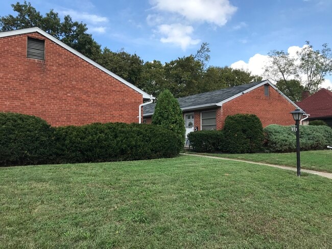516 Olden Ave Unit 1