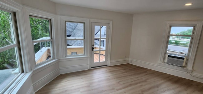 Photo - 731 Jenifer St Unit #2