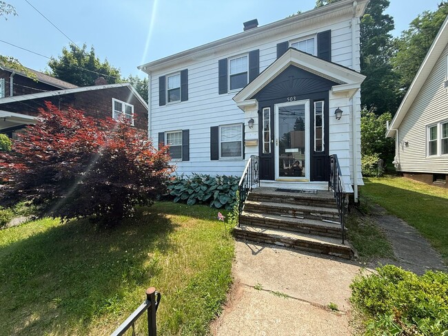 Building Photo - 503 Commonwealth Ave