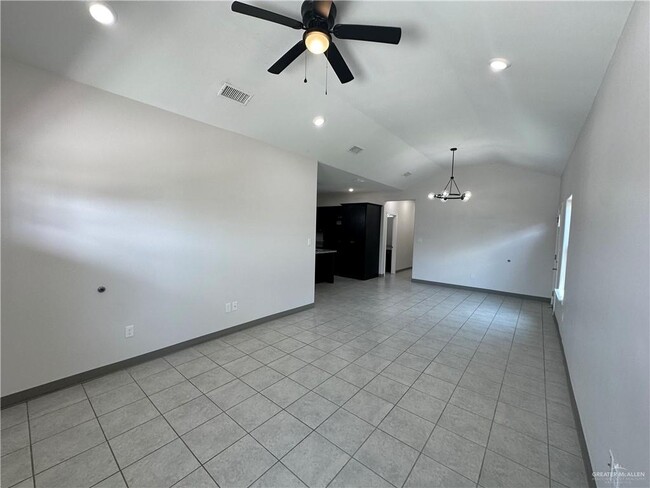 Photo - 10 Valley S Cir Unit A