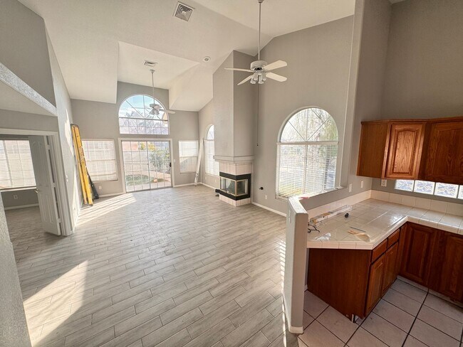 Photo - 2 Bed + Den Single Story Home in Painted Desert