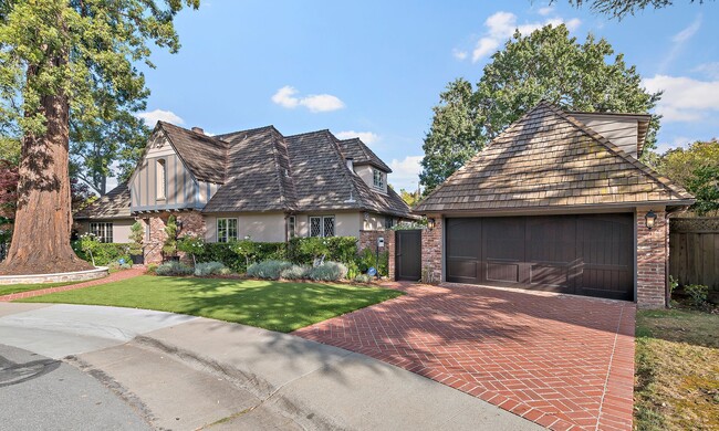 Building Photo - Exquisite English Tudor Estate on Private ...