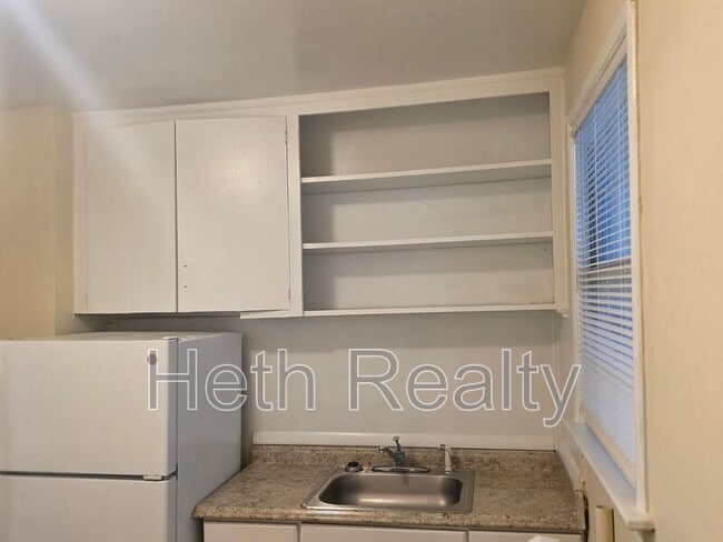 Photo - 3235 Post St