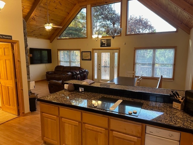 Photo - 273 N Rhododendron Rd