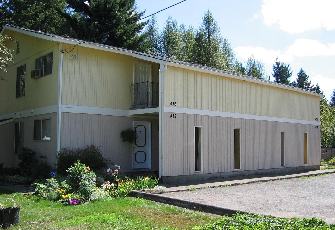 Photo - 406-416 NE 157th Ave