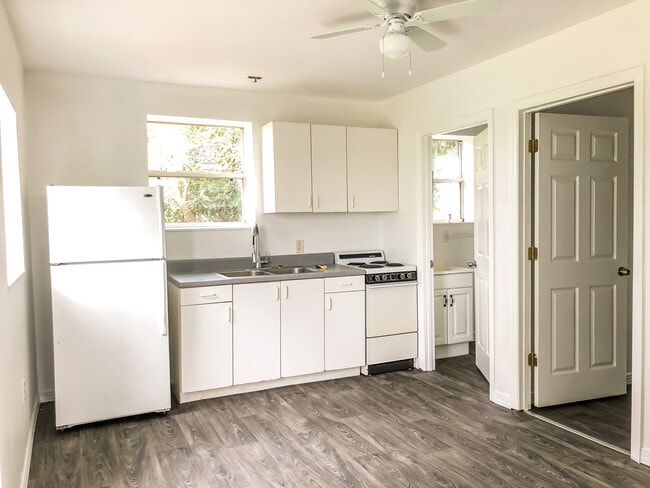 Photo - 12838 Florida Ave