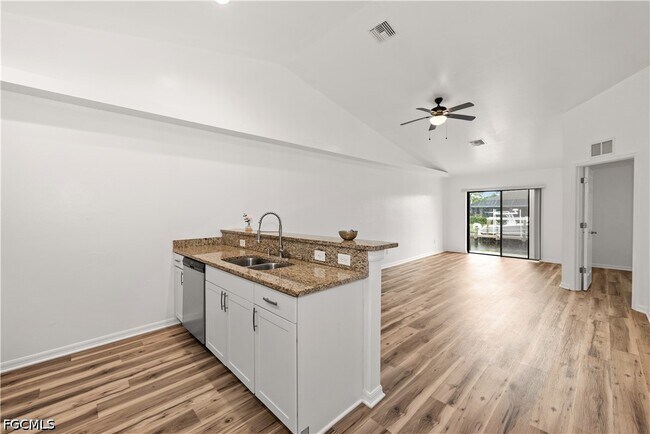 Photo - 3520 SW 17th Ave
