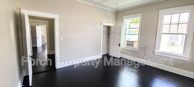 Photo - 215 W Belmont St Unit 215.5