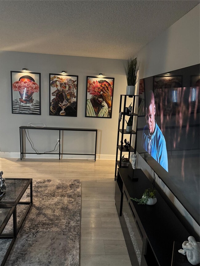 Photo - 4174 Inverrary Dr Unit 401