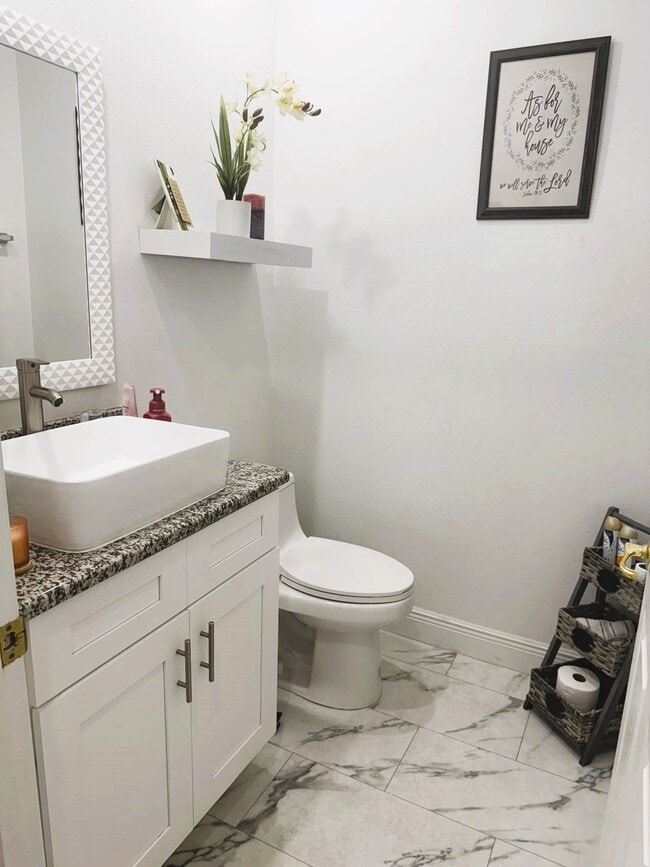 Photo - 2065 Chatham Place Dr
