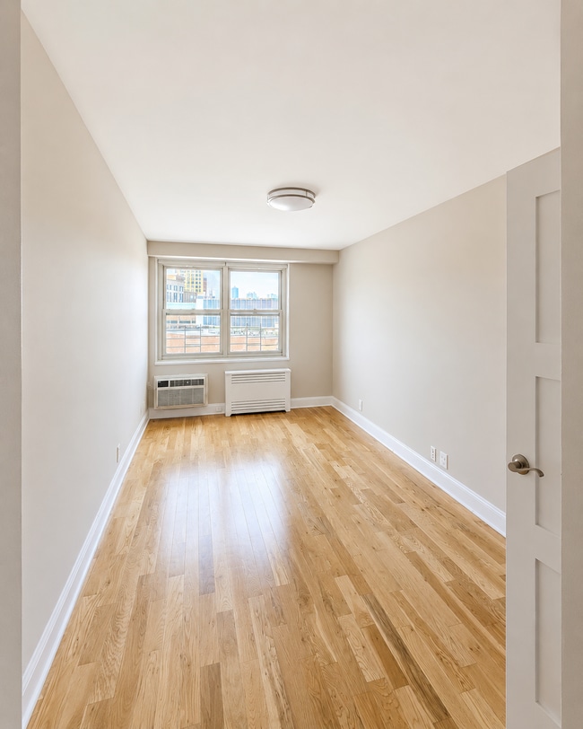 310 Greenwich-ev20c