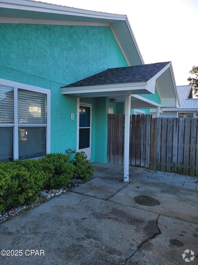 Building Photo - 5500 Sunset Ave Rental