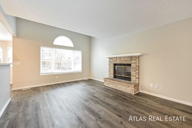 Photo - 18109 E Lasalle Pl