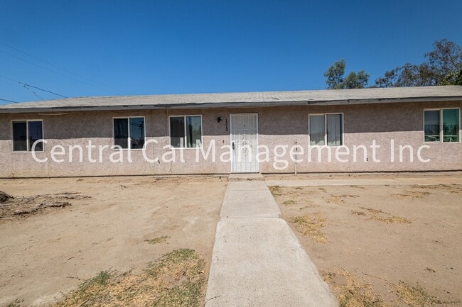 Building Photo - 1313 E Planz Rd Unit B