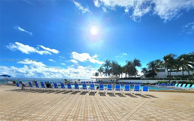 Building Photo - 3505 S Ocean Dr Unit 610