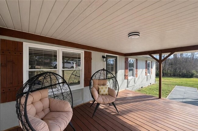 Photo - 340 Vista Ln