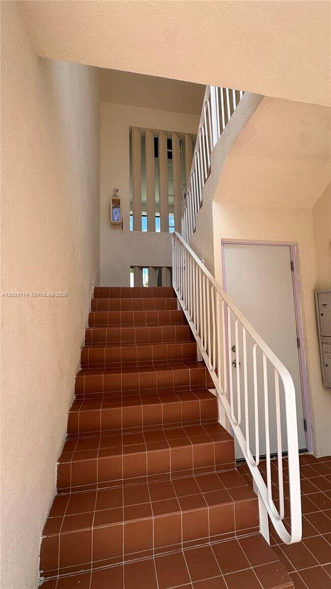 Photo - 1100 Venetian Way Unit 2B