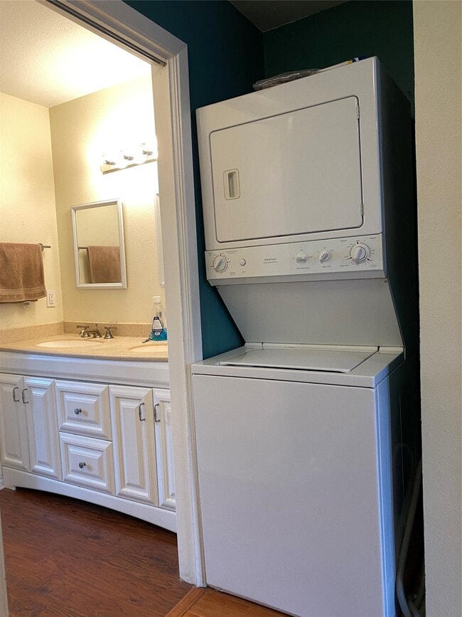 Photo - 1905 San Gabriel St Unit 205