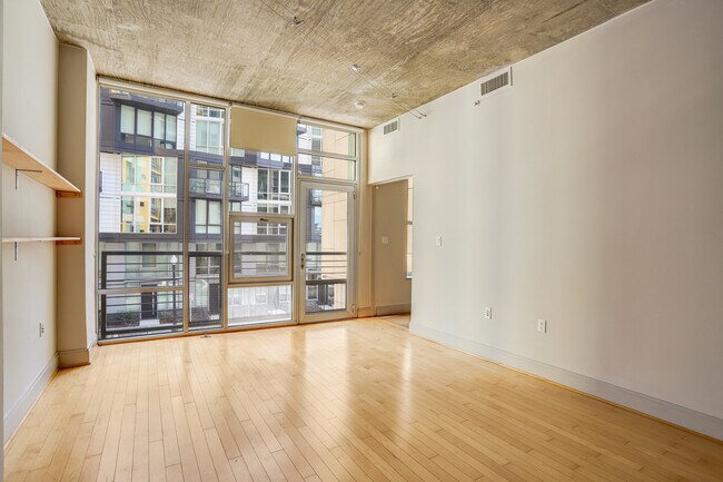 Photo - 929 Florida Ave NW