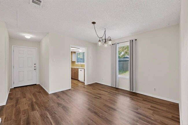Photo - 12800 Old San Antonio Rd