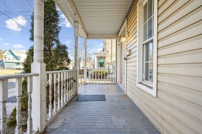 Photo - 102 N Jackson Ave Unidad 1