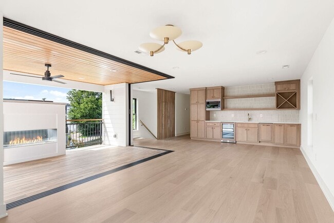 Building Photo - True Custom Build in Heart of Germantown!