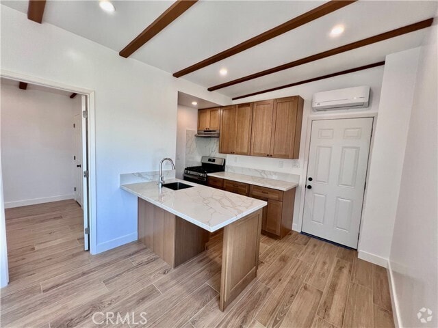 Building Photo - 2010 Junipero Ave Rental
