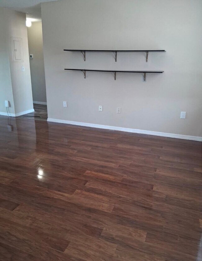 Photo - Cozy 2 Bedroom Condo in Central Lakeland!