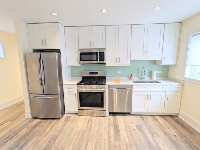 Photo - 1918 N Ridgeway Ave