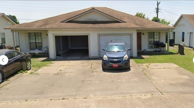 Photo - 143 S Gosnell St