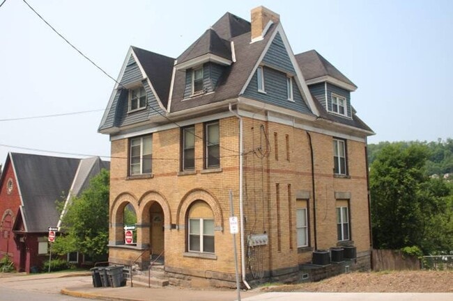 Photo - 2-BR in Turtle Creek - Income-restricted Unit 221-B