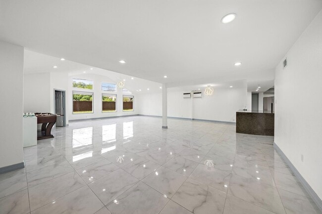 Photo - 1068 Chimney Rock Rd