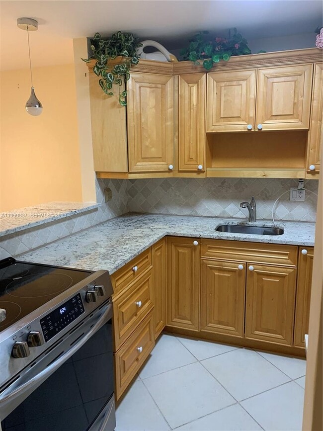 Building Photo - 3500 SW Natura Blvd Unit 312