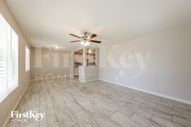 Photo - 1308 W Elm St