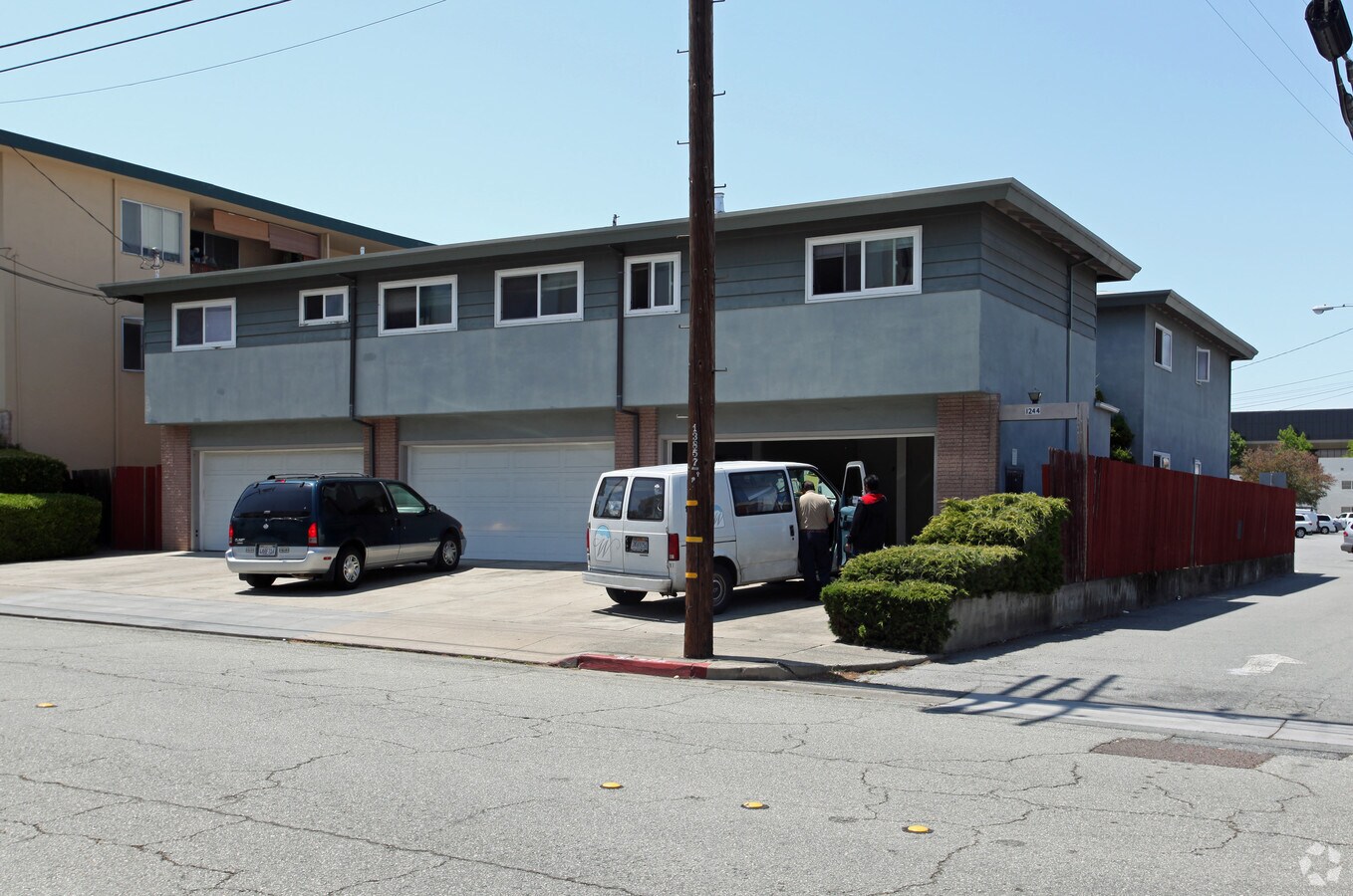 Photo - 1244 Cherry St Apartments