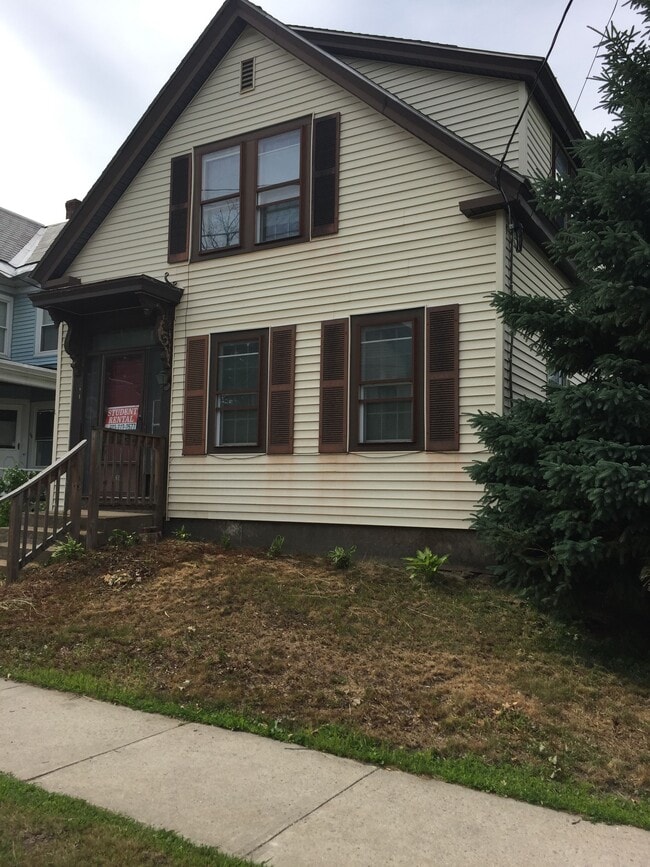 Building Photo - 60 Water St