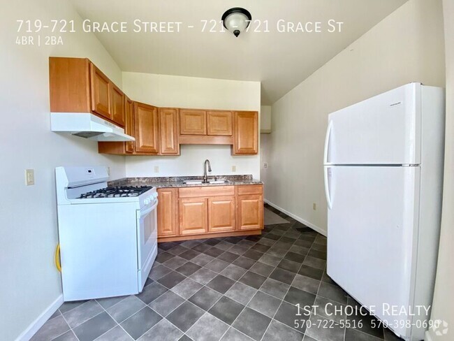 Building Photo - 4 bedroom 2 bath completely remodeled 1/2 ... Unit 721 Grace St Rental