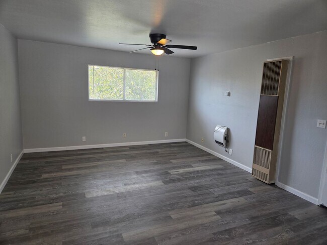 Photo - 620 D St Unit D Street - 620  4