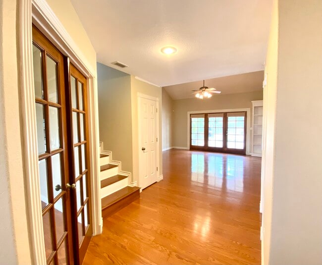 Photo - 1551 Briarwyck Dr