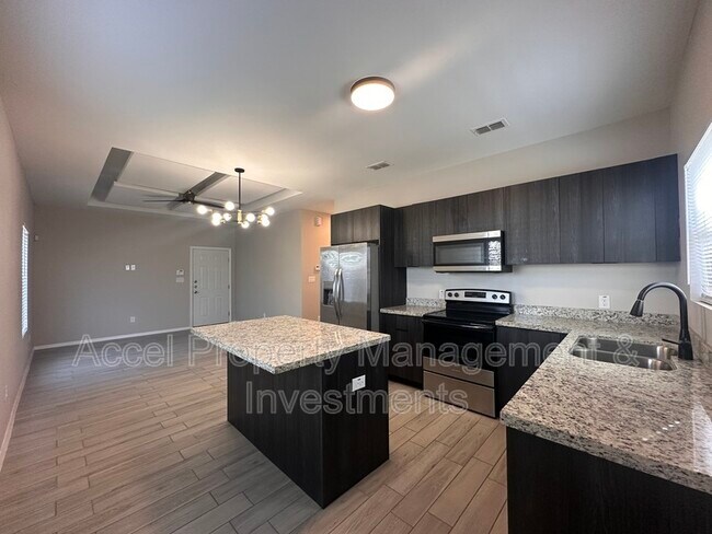 Photo - 3405 S Mia Ln Unit 2