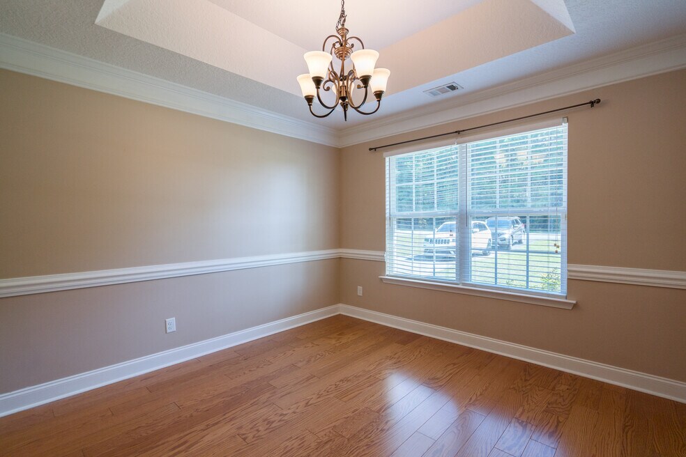 633 Wilkinson Rd