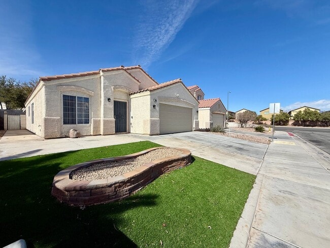 Photo - Northwest/Centennial Hills - 3BD SINGLE STORY HOME, GRANITE COUNTER TOPS, STAINLESS STEEL APPLIAN...