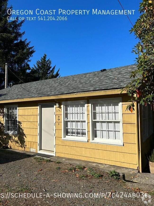 Building Photo - 3747 NE Johns Loop Rental