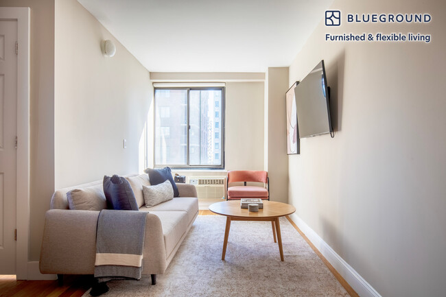 Building Photo - 788 Columbus Ave Rental