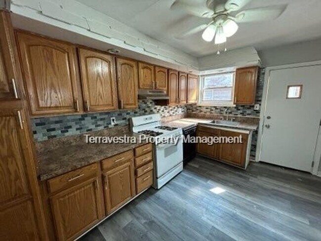 Photo - 6020 Highland Ave Unit 1