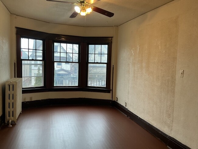 Photo - 800-802 S 32nd St Unit upper