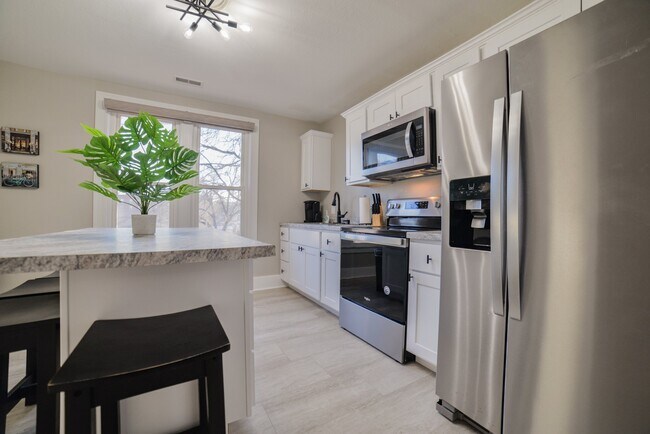 231 Good Hope St Unit Dawn